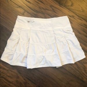 Lululemon Pace Rival Skirt (regular) size 2 WHITE
